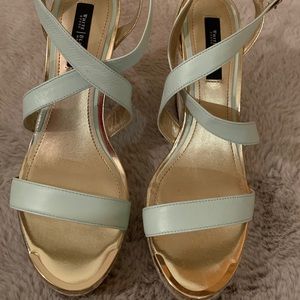 NWOT WHBM wedge shoes